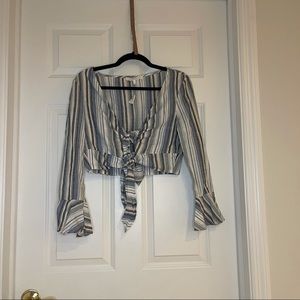 Long sleeve crop top